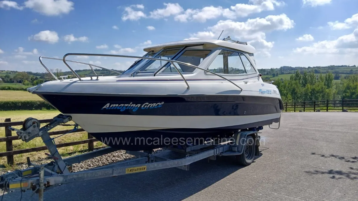 Flipper 630CC Hardtop Boat - Image 2