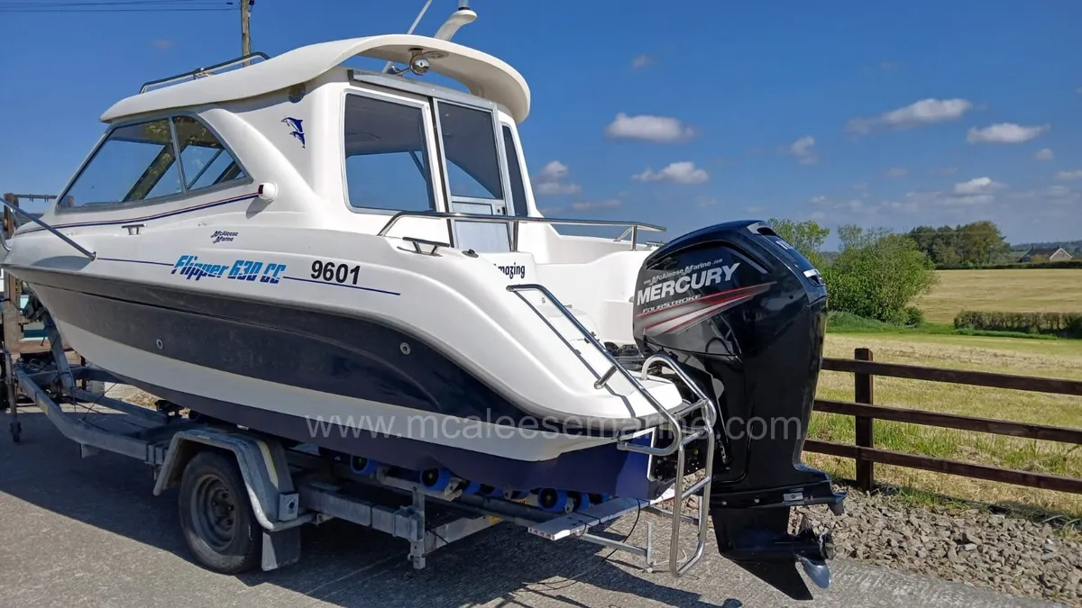 Flipper 630CC Hardtop Boat - Image 3