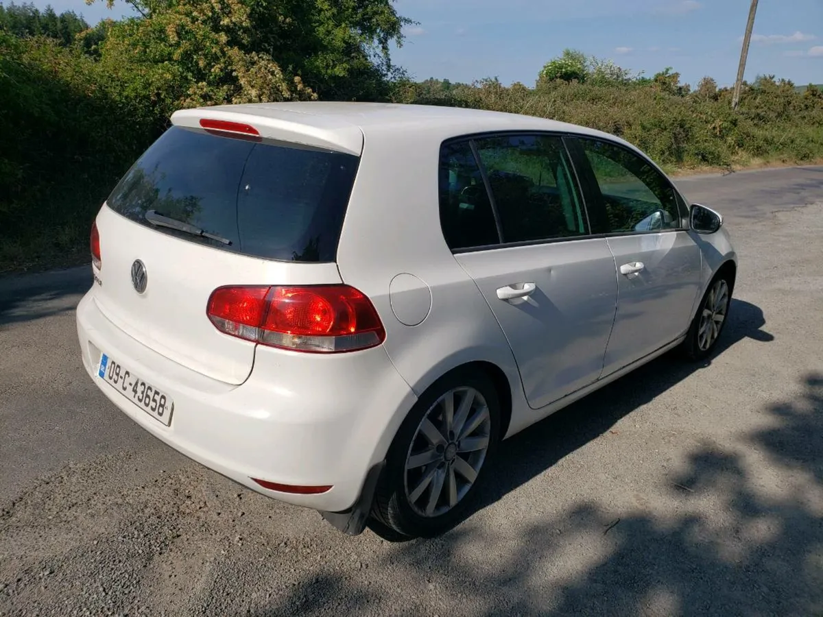 2009 Volkswagen Golf 2.0 TDI - Image 2