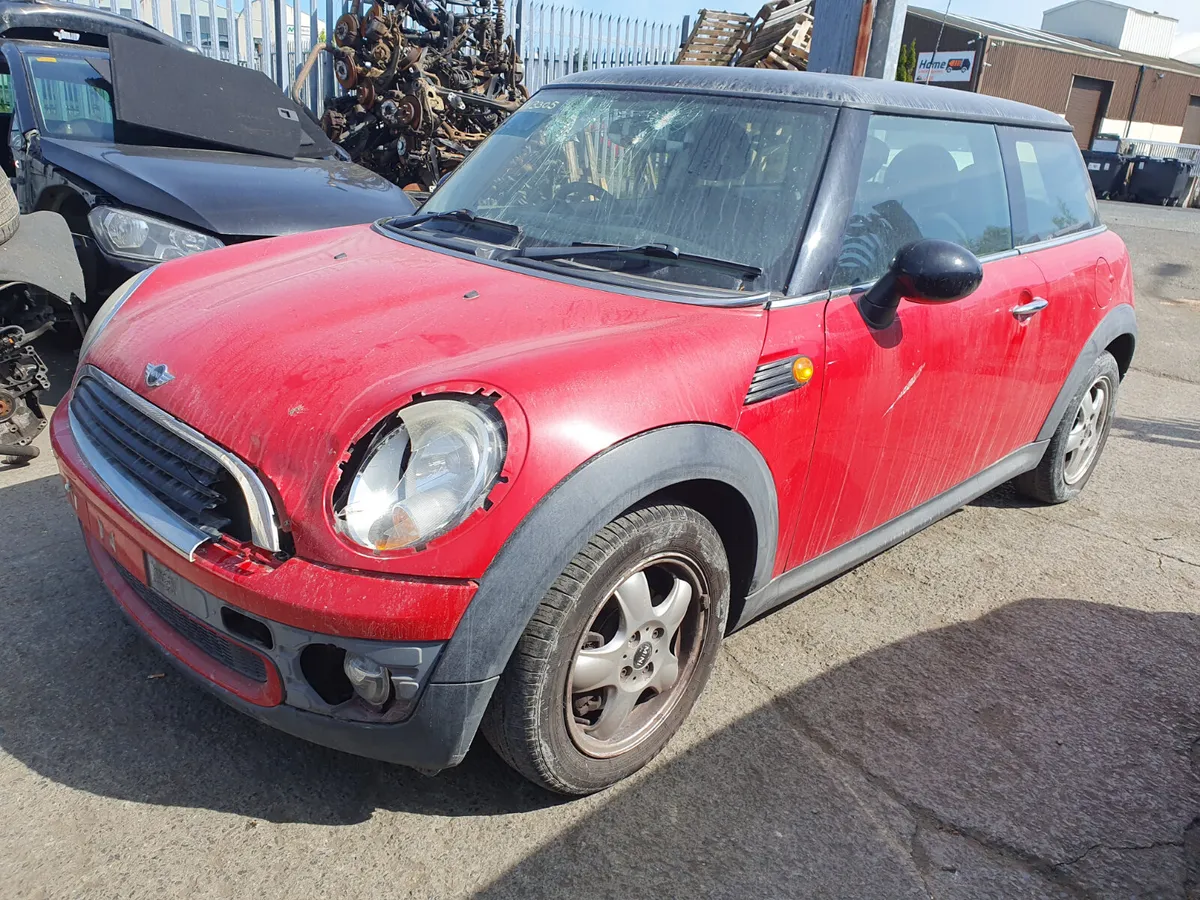 10 MINI ONE 1.6 P FOR BREAKING - Image 1