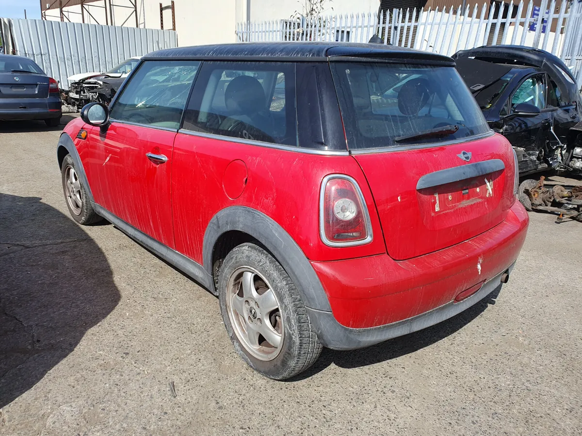 10 MINI ONE 1.6 P FOR BREAKING - Image 4