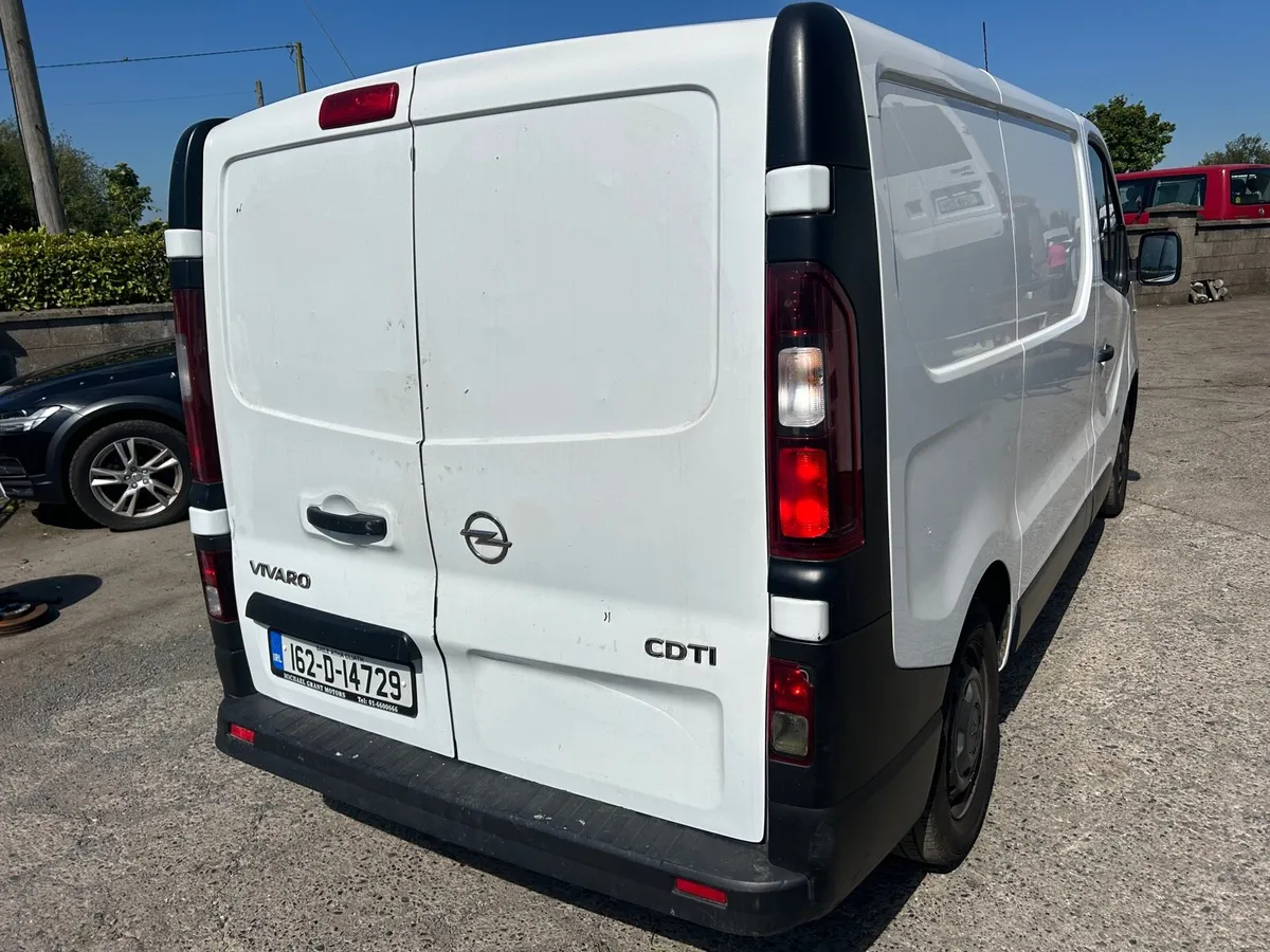 2016 Opel Vivario - Image 4