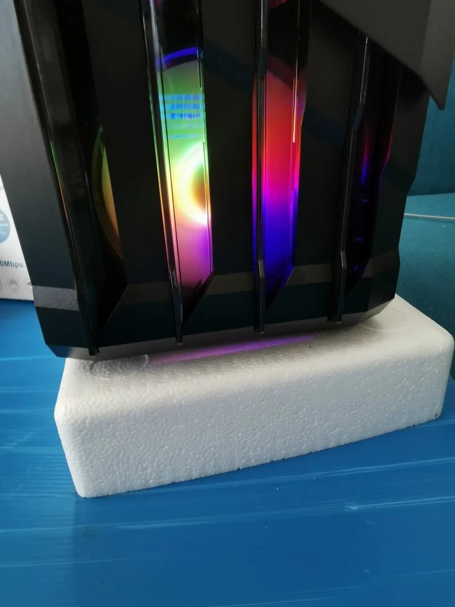 PC GAMING COMPUTER MONITOR - Image 3