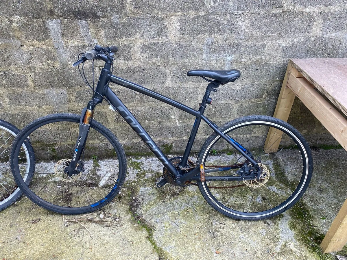 Carrera Crossfire 2 Mens Hybrid Bike - Image 2