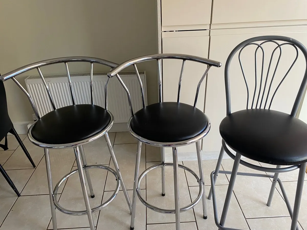 Kitchen bar stools
