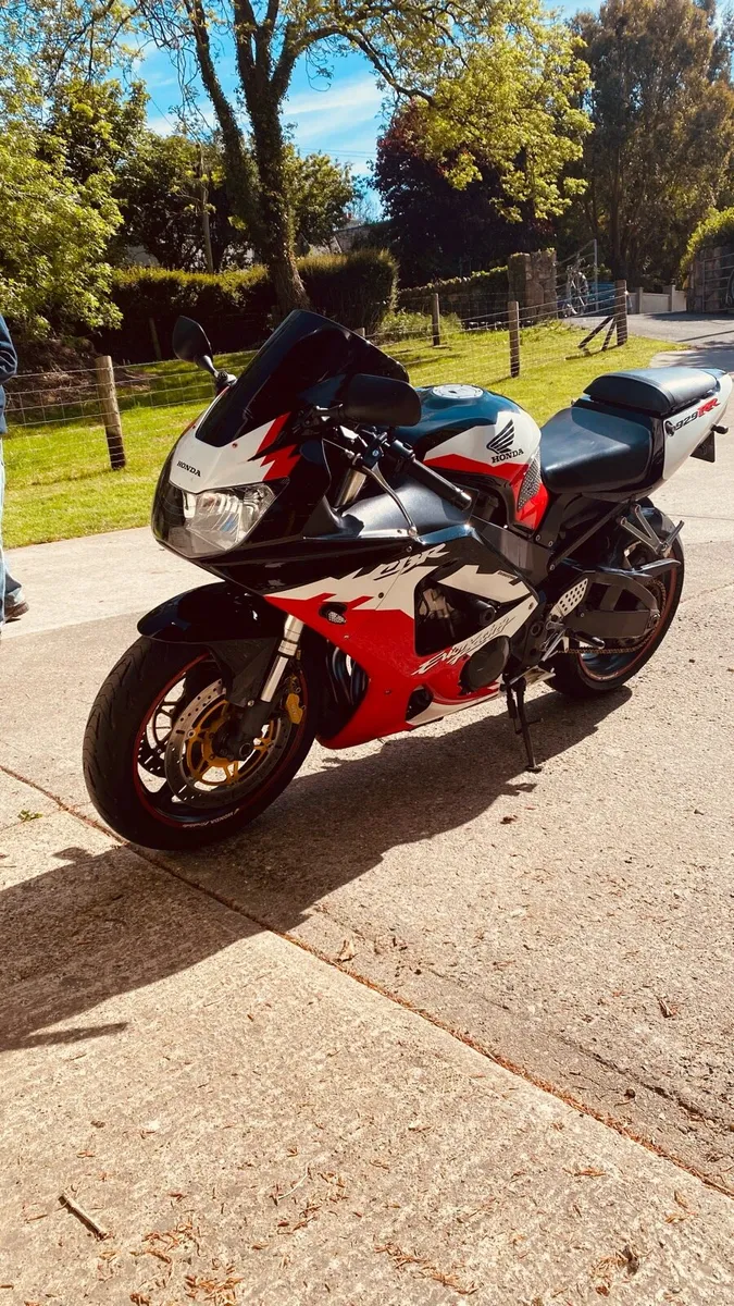 Honda fireblade - Image 4
