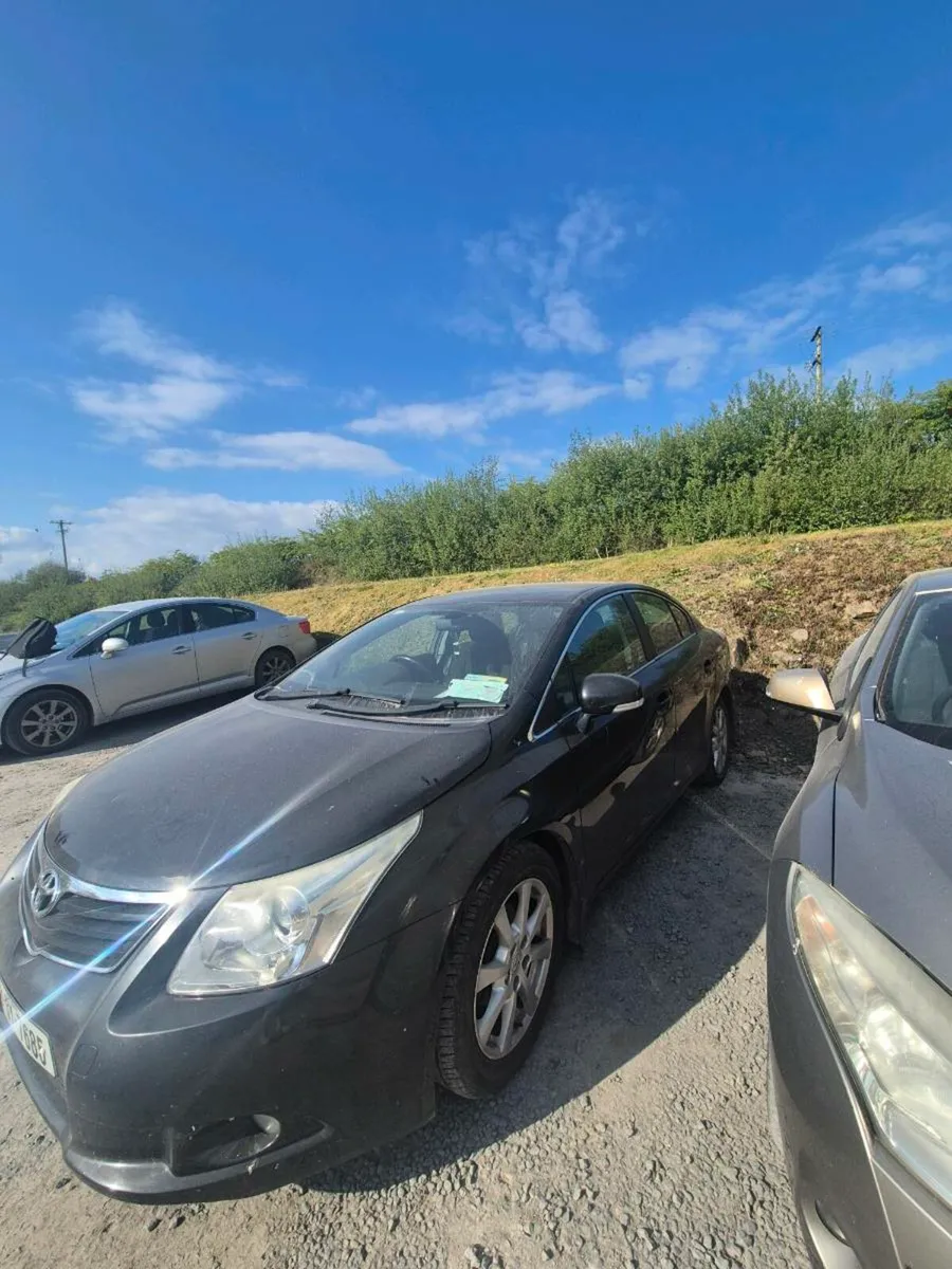 09 Toyota Avensis - Image 3