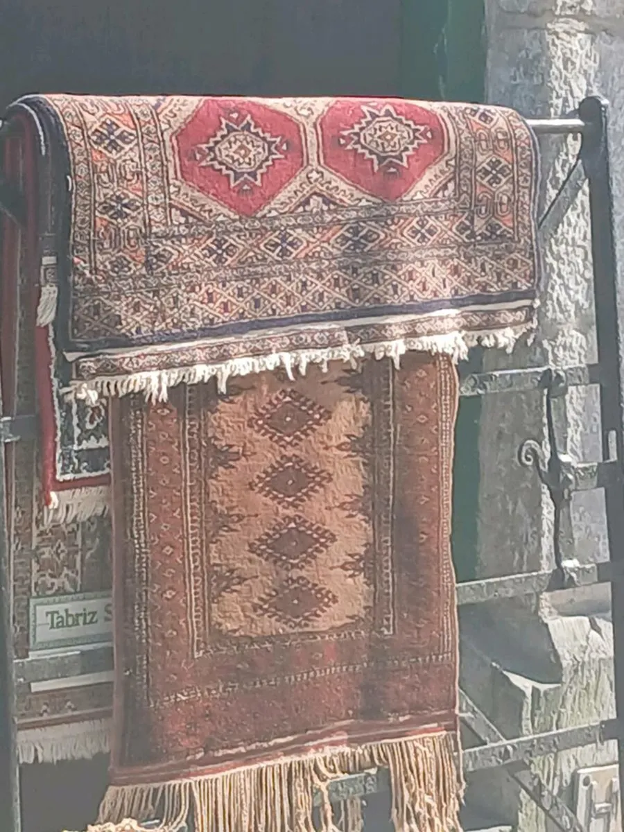 Large Kashmir Rug - Image 4