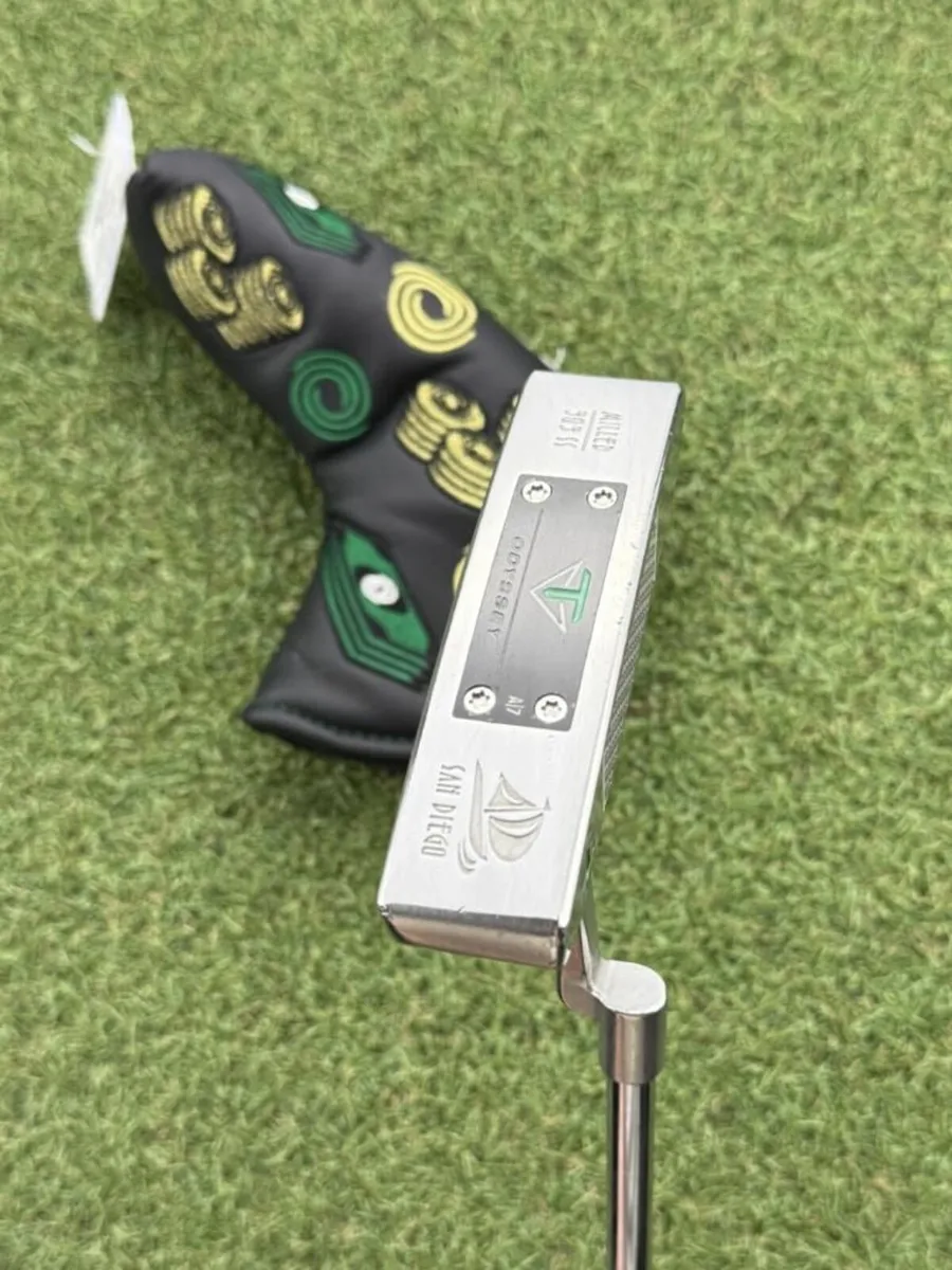 ODYSSEY TOULON SAN DIEGO PUTTER / 34″ - Image 2