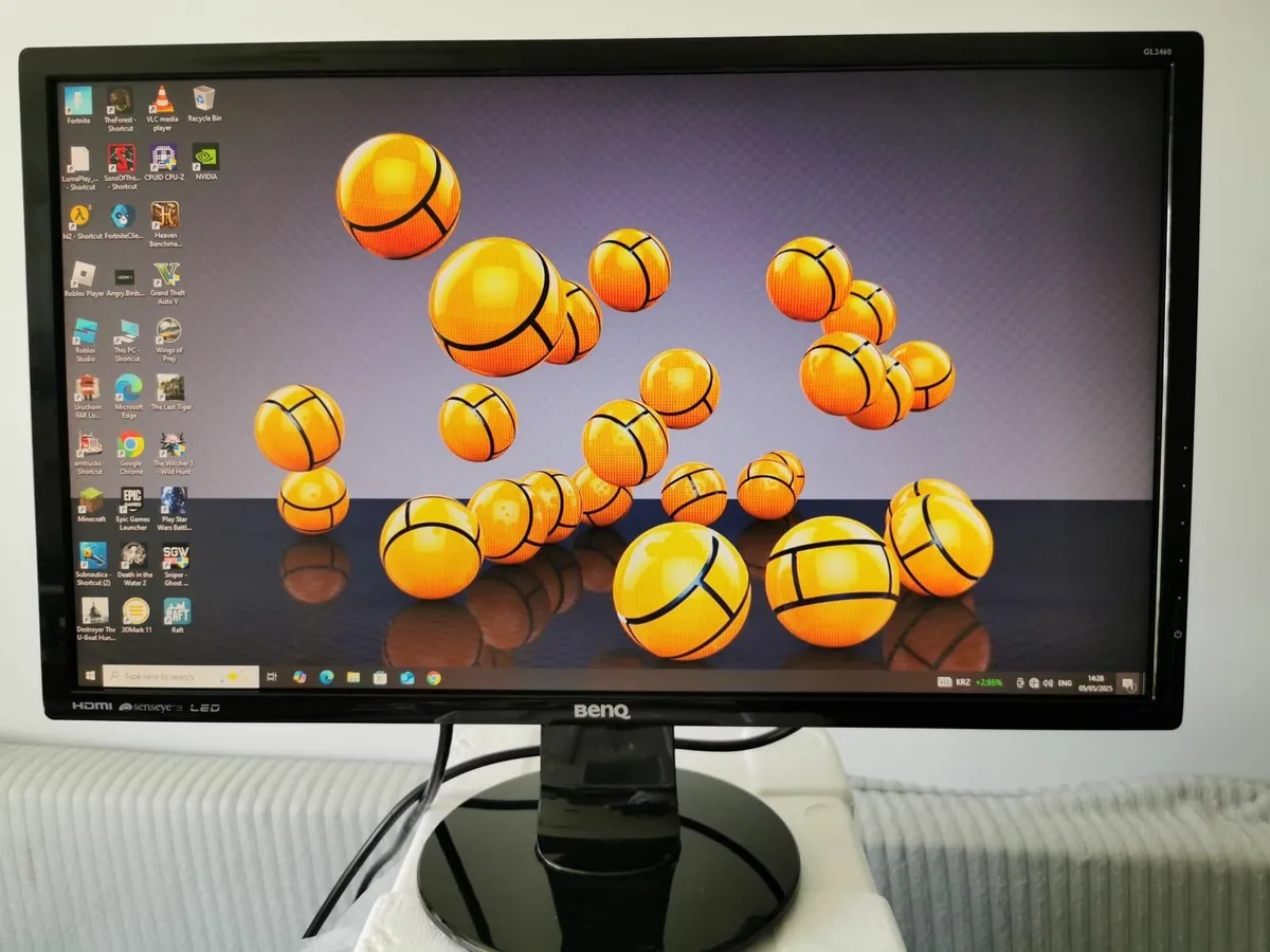 24"Monitor BENQ  Widescreen LED Glossy Black - Image 2