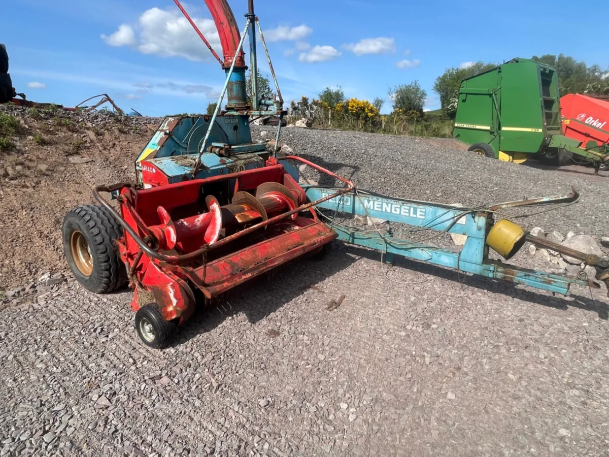 Mengele 40 harvester - Image 1