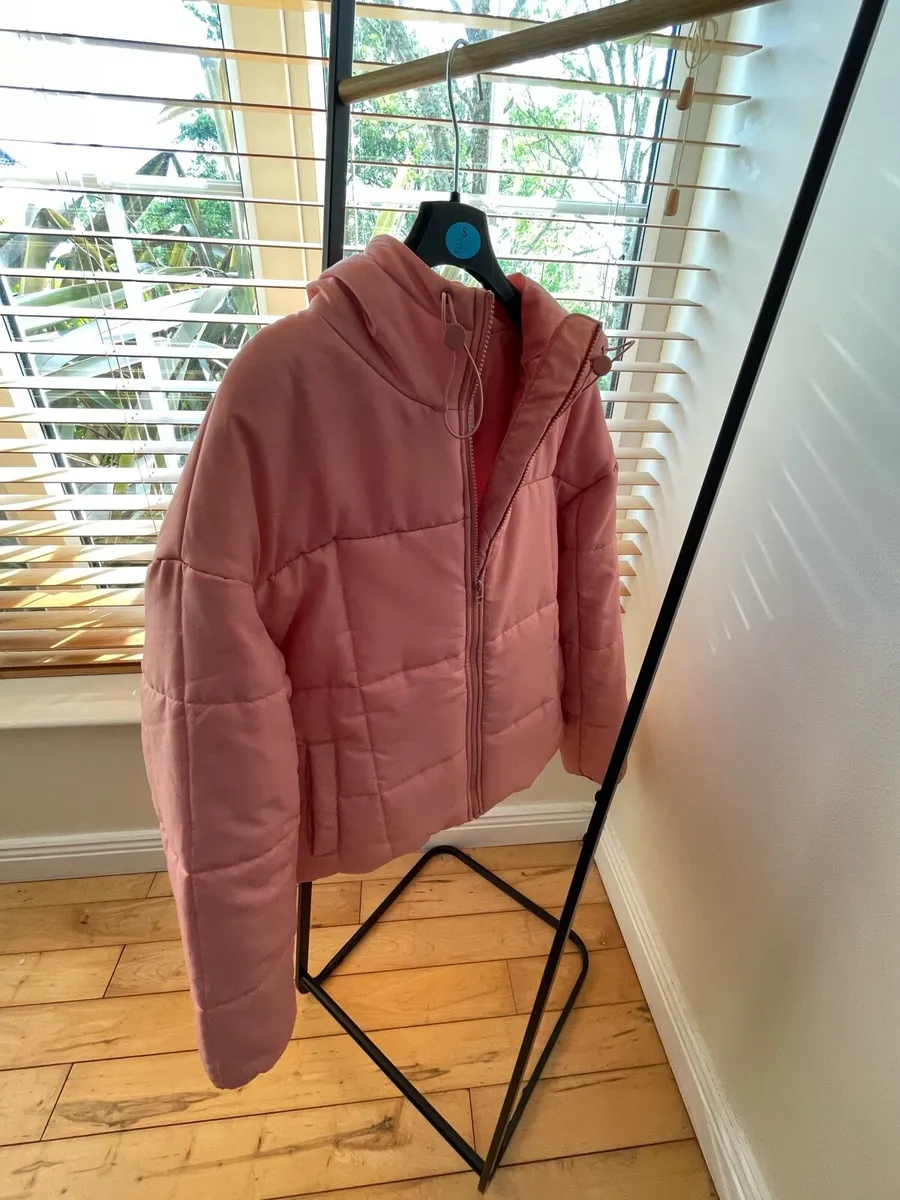 Nike Puffer Winter Jacket - Image 3