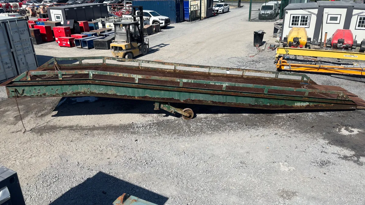 7’ Loading Ramp - Image 2