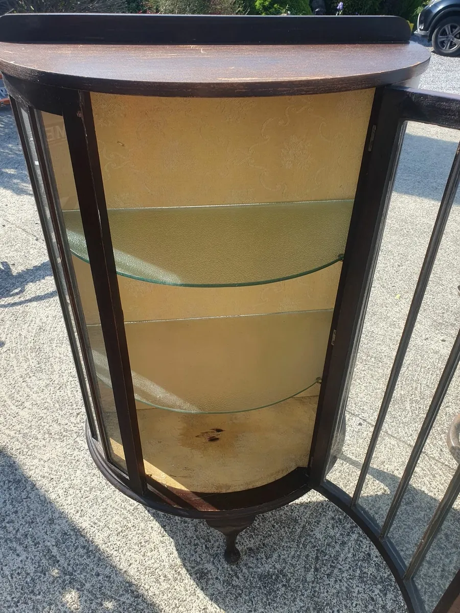 Vintage dresser - Image 1