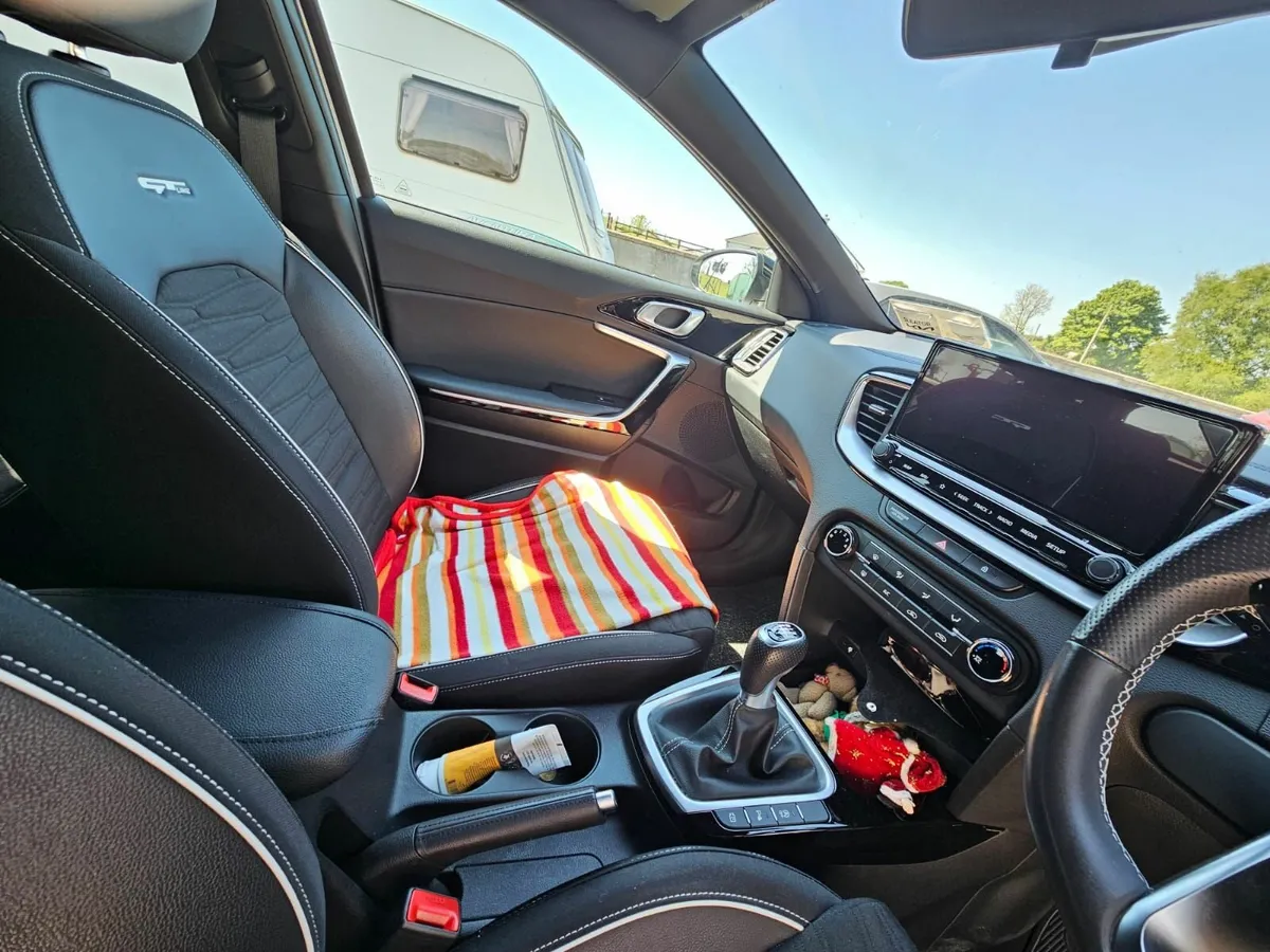Kia Ceed 2023 - Image 4