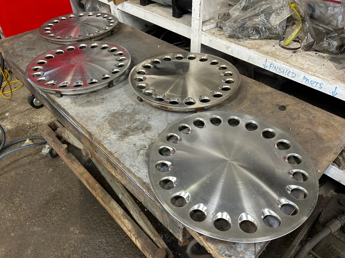 Saab Wheel Trims - Image 2