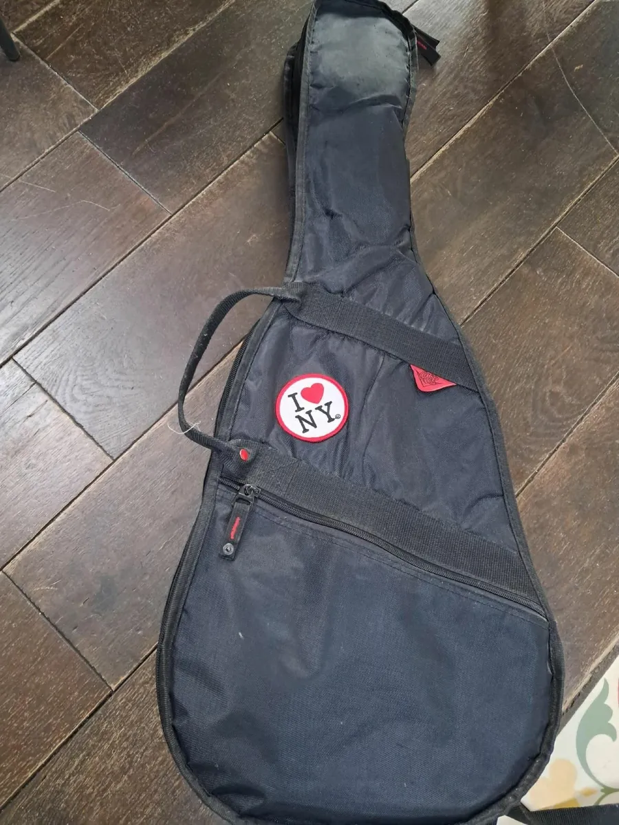 Children's guitar - Image 2