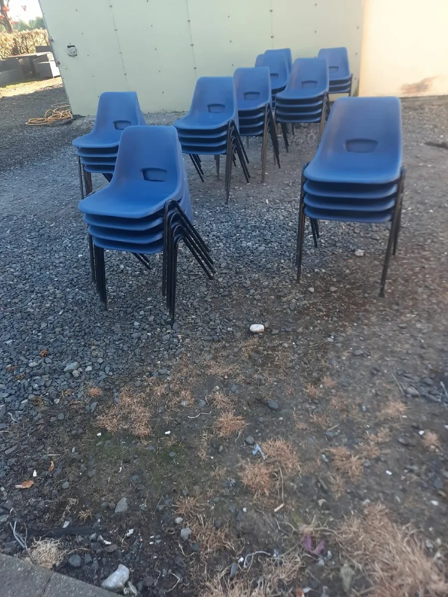 Poly chairs - Image 2