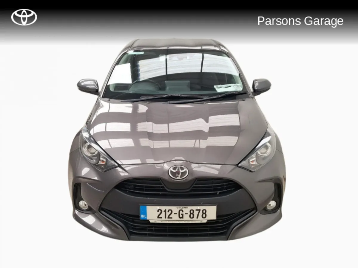 Toyota Yaris YARIS 1.0 LUNA - Image 2