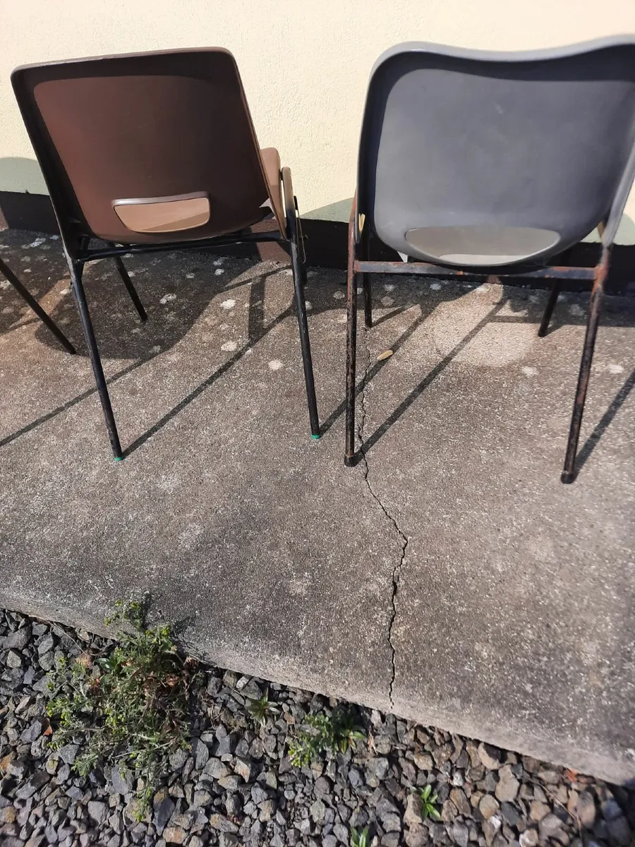 Poly chairs - Image 3