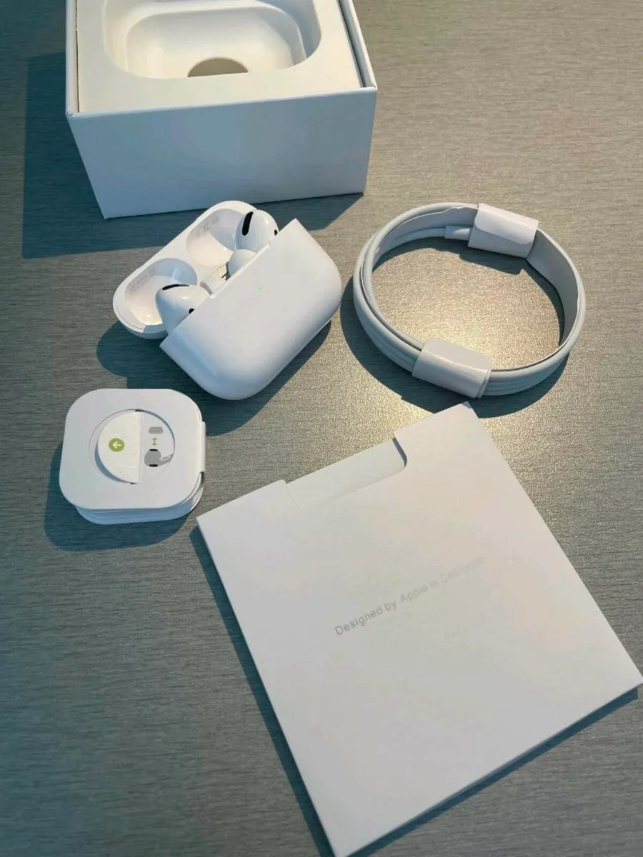 Airpods - Image 3