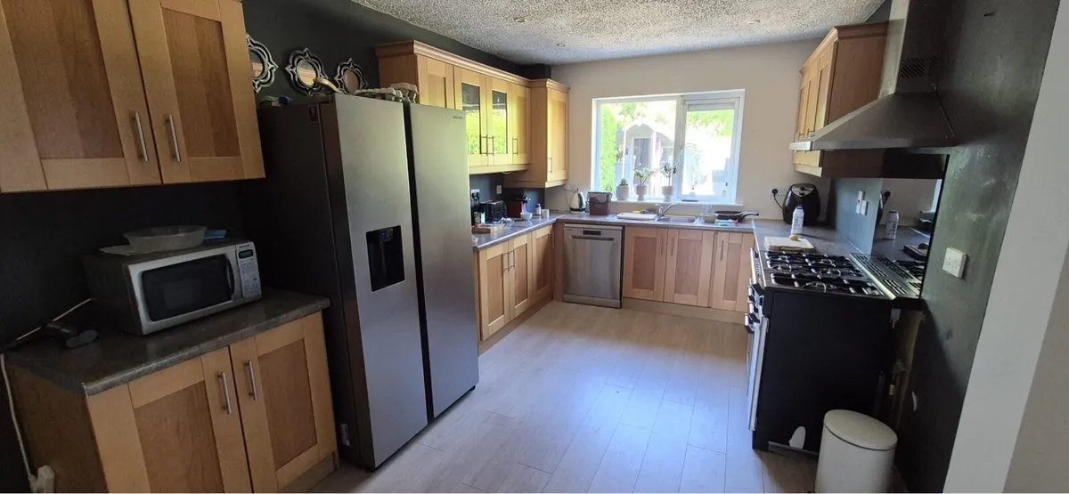 Kitchen Units, solid doors - Image 1