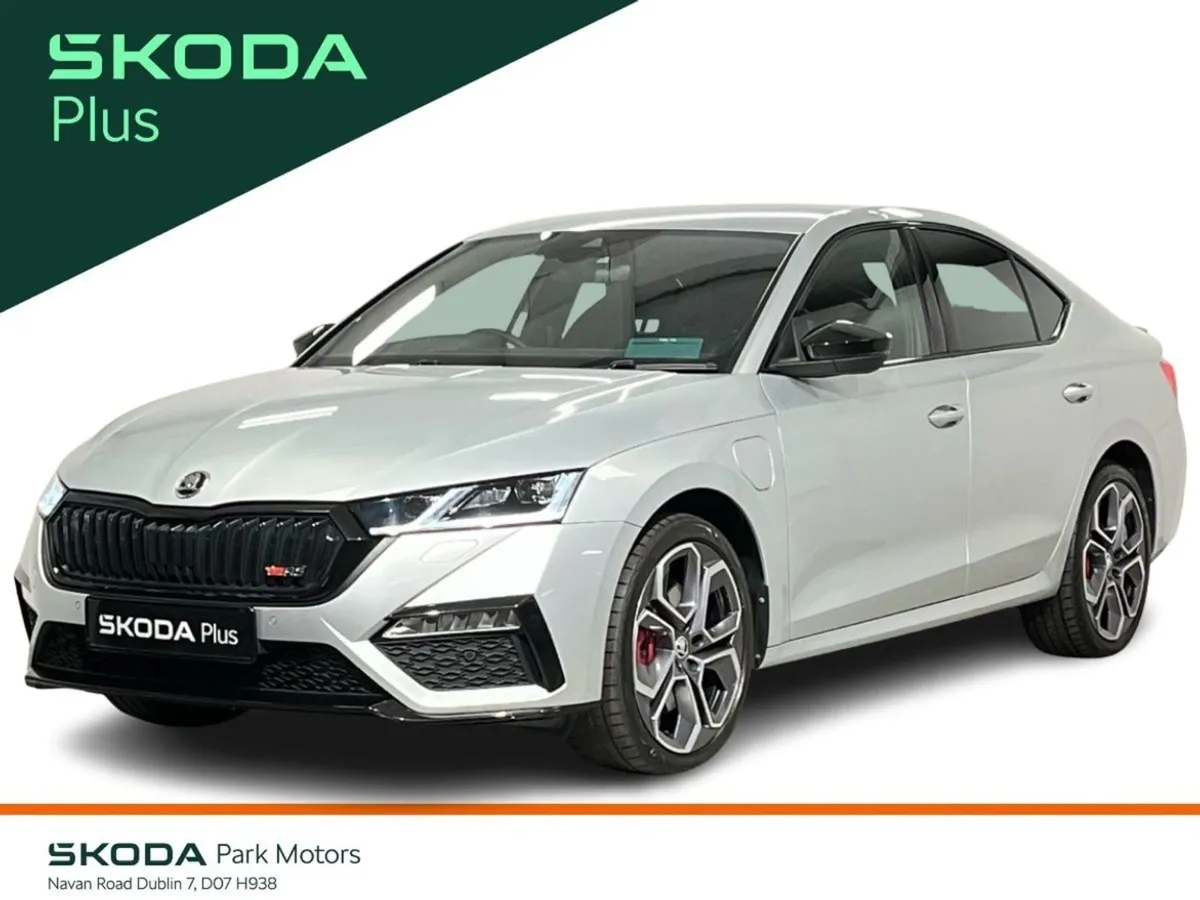 Skoda Octavia RS 1.4tsi 245BHP IV - Reversing Cam - Image 1