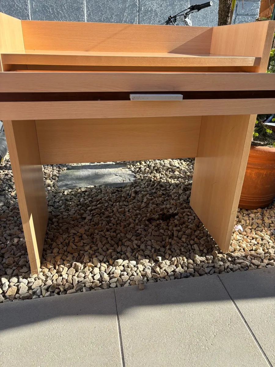 Desk - Image 1