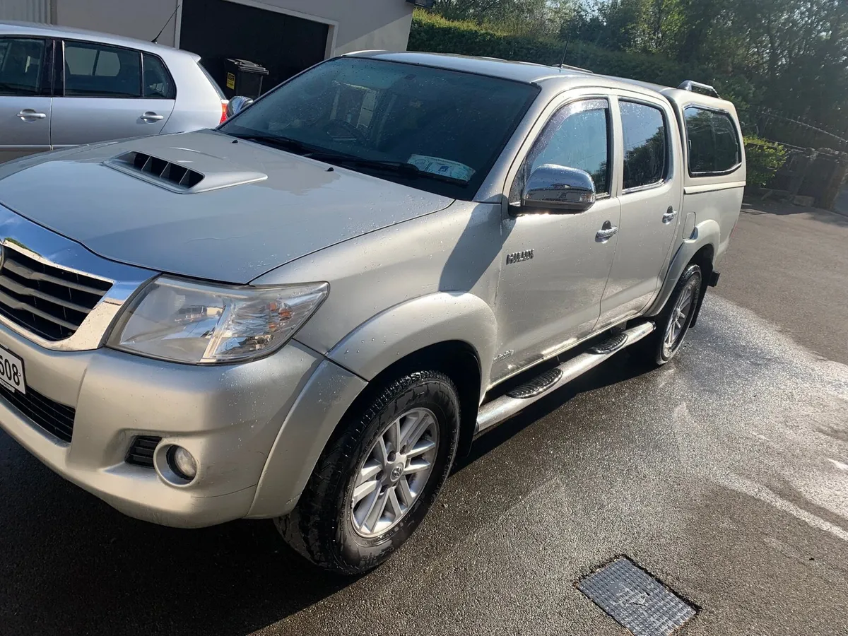 Toyota Hilux 2013 - Image 1