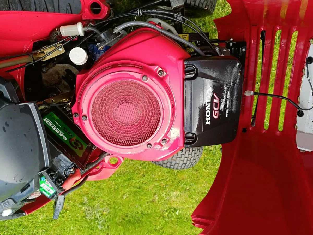 Ride on mower - Image 3