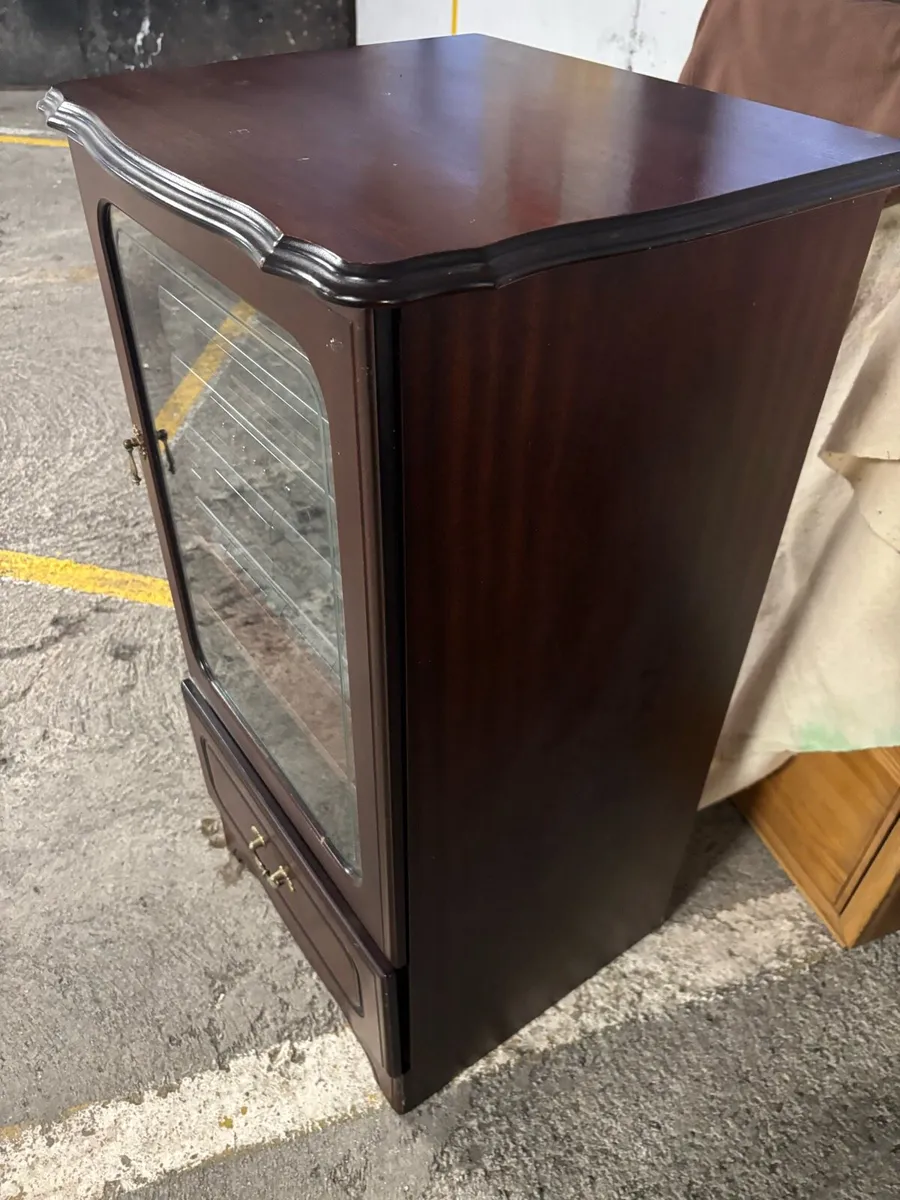 Musić cabinet - Image 2