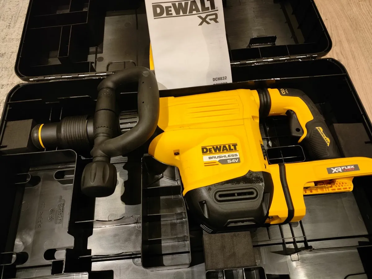 DeWalt dch 832 max kango. Brand new