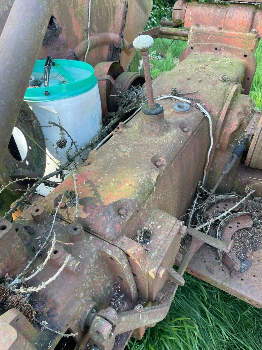Tractor - Image 3