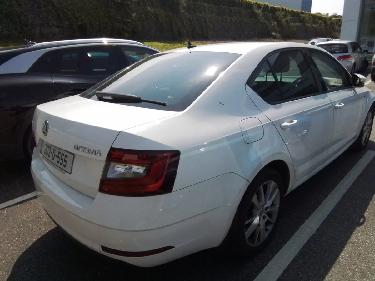 Skoda Octavia Sol 1.6 Tdi 115hp 4dr - 1598cc - Image 4