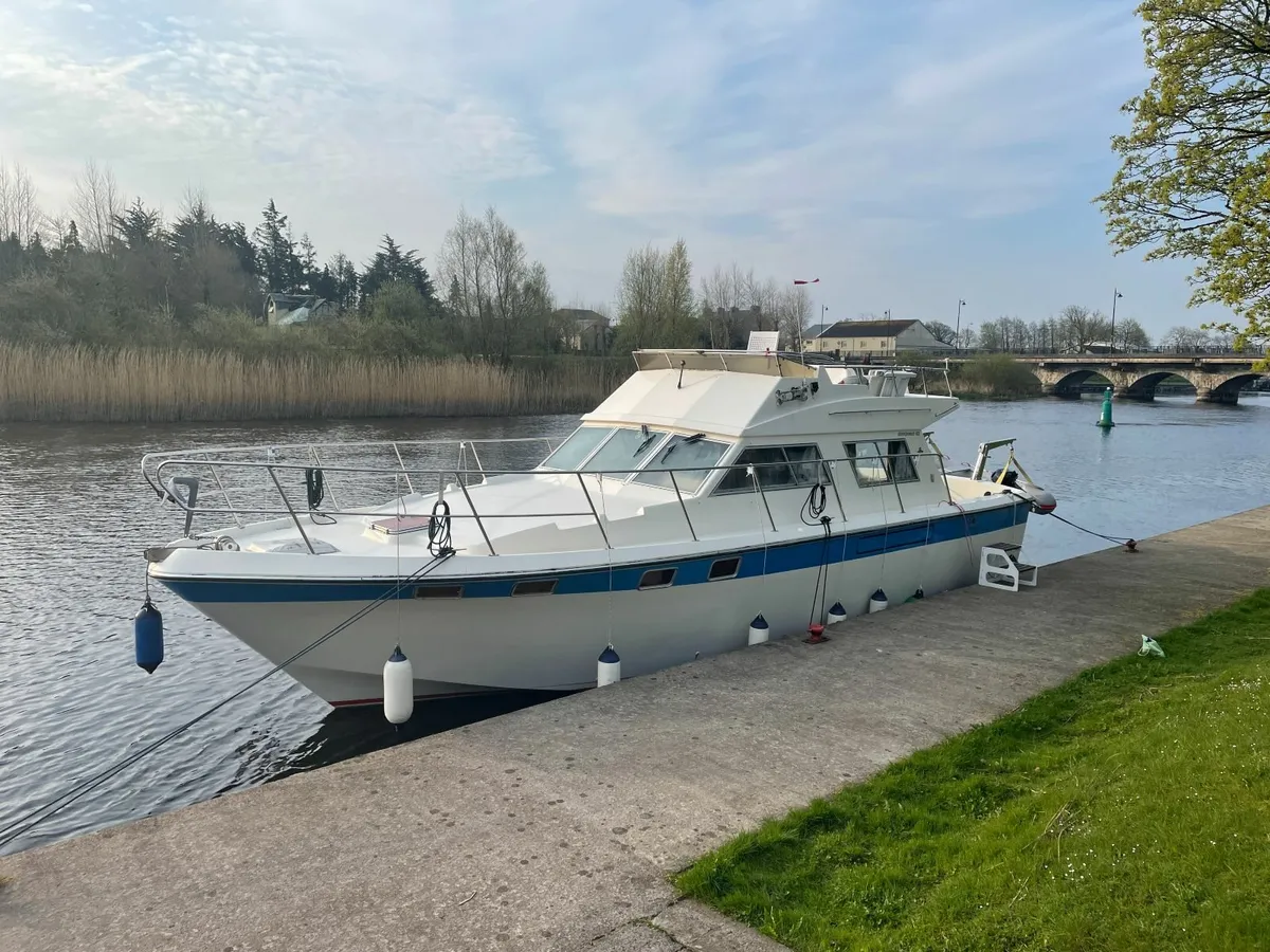 1991 Colvic Sunquest 42ft Motor Cruiser - Image 1