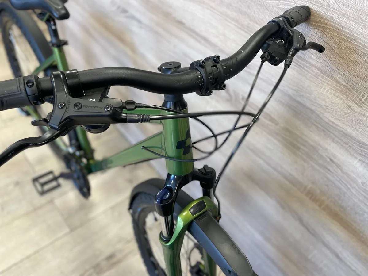 Cube nature hybrid bike (As new) - Image 3