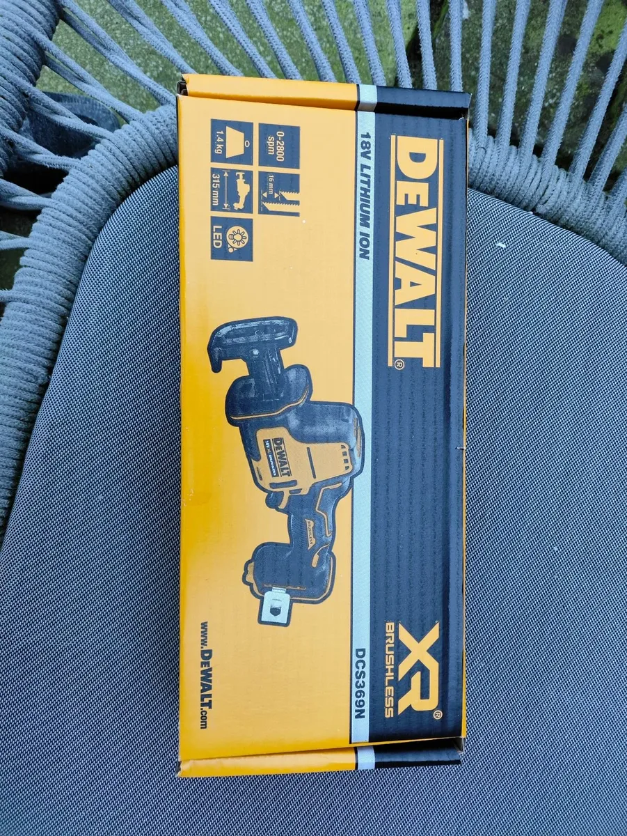 DeWalt dcs369 sabre saw. Brand new