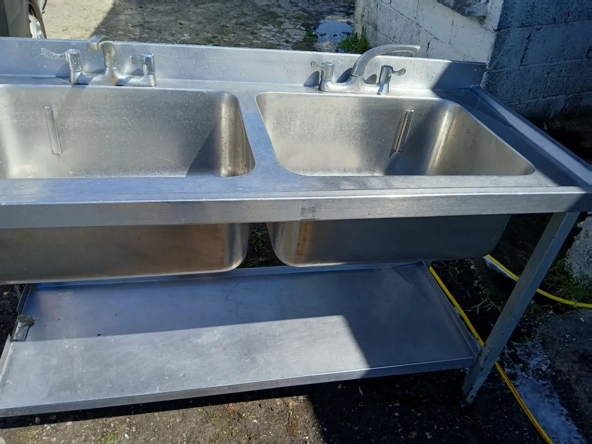 Stainless steel sink /double sink delivered - Image 2