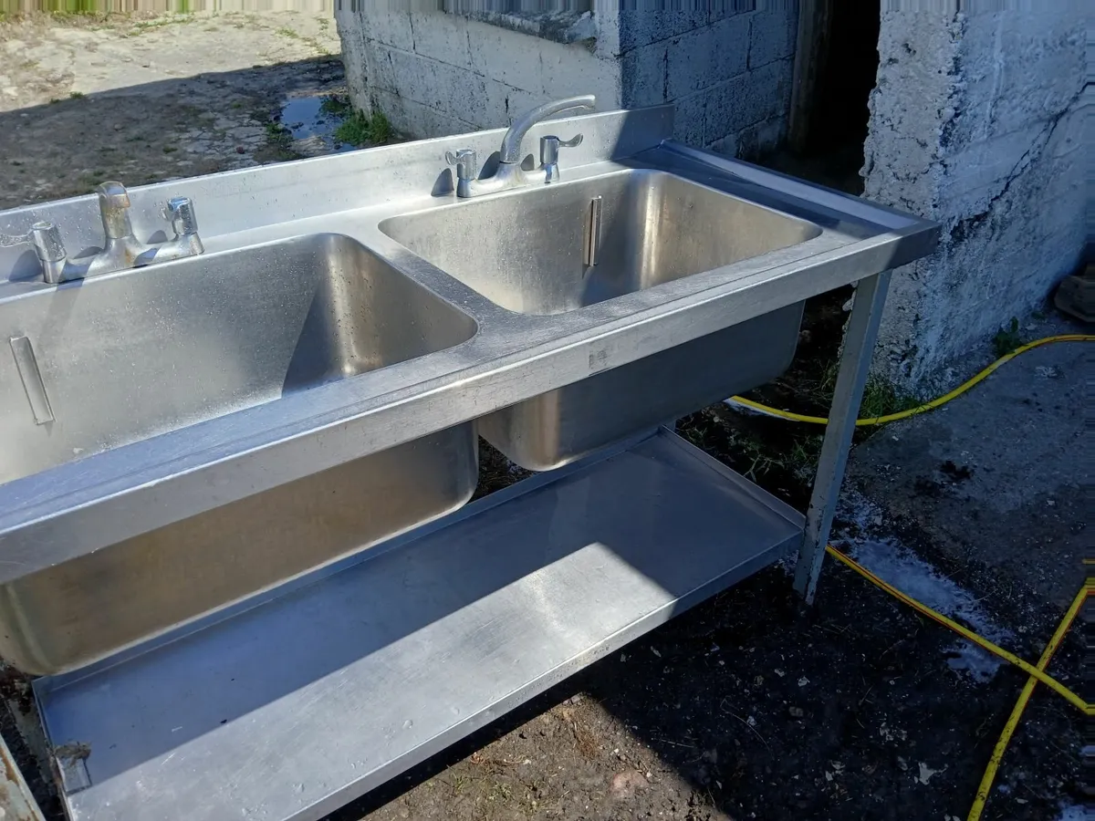 Stainless steel sink /double sink delivered - Image 3