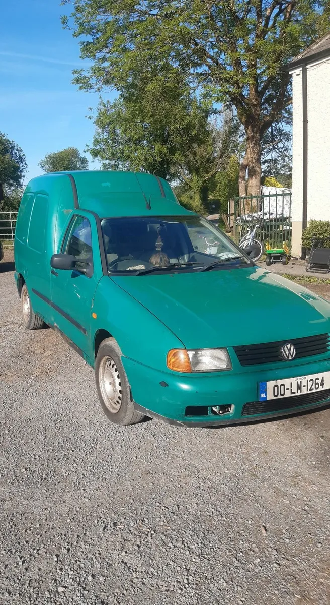 Volkswagen Caddy 2000 - Image 1