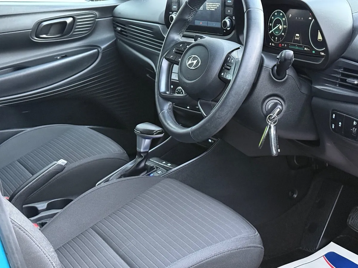 Hyundai i20 2021 SE CONNECT DCT HYBRID - Image 3