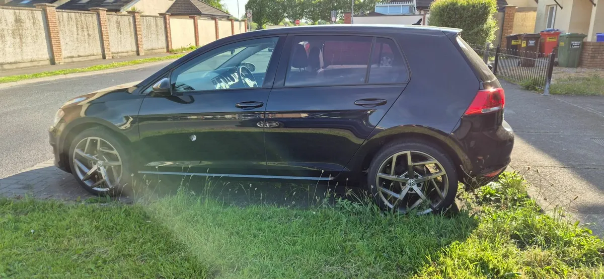 Vw Golf 2017 154.000 km - Image 1