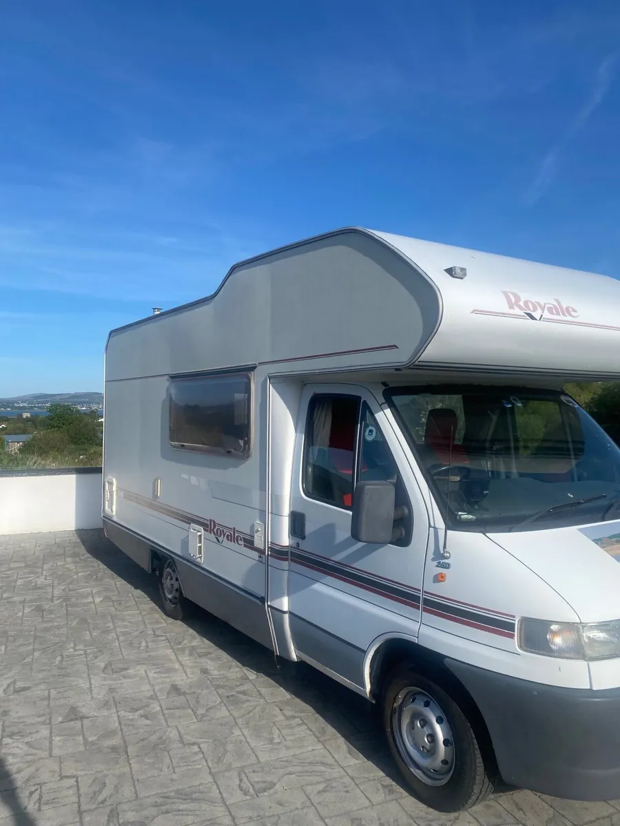 Fiat Ducato camper - Image 4