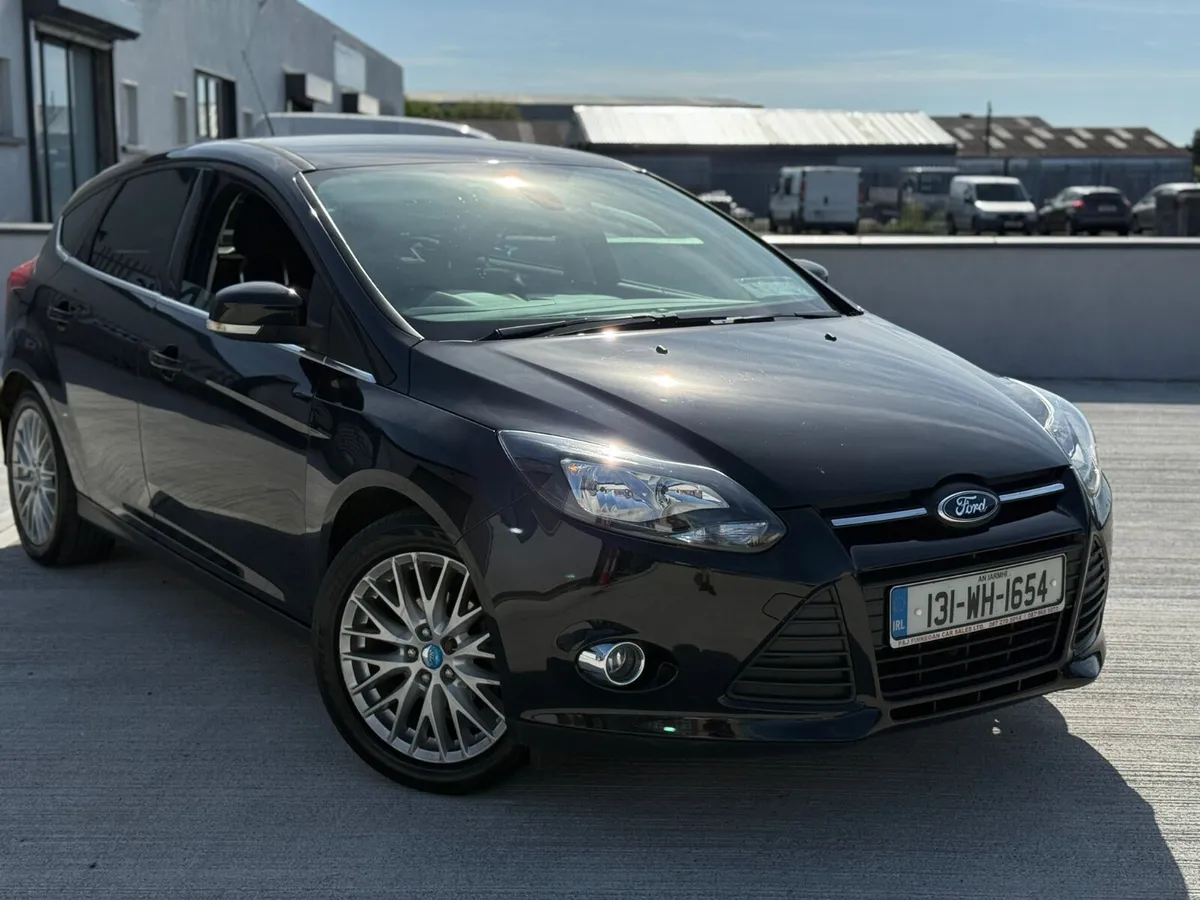 2013 Ford Focus 1.0 Petrol Ecoboost ZETEC - Image 4
