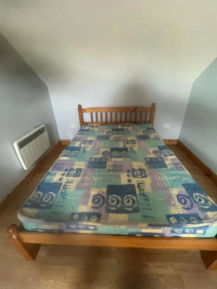 Bed - Image 3