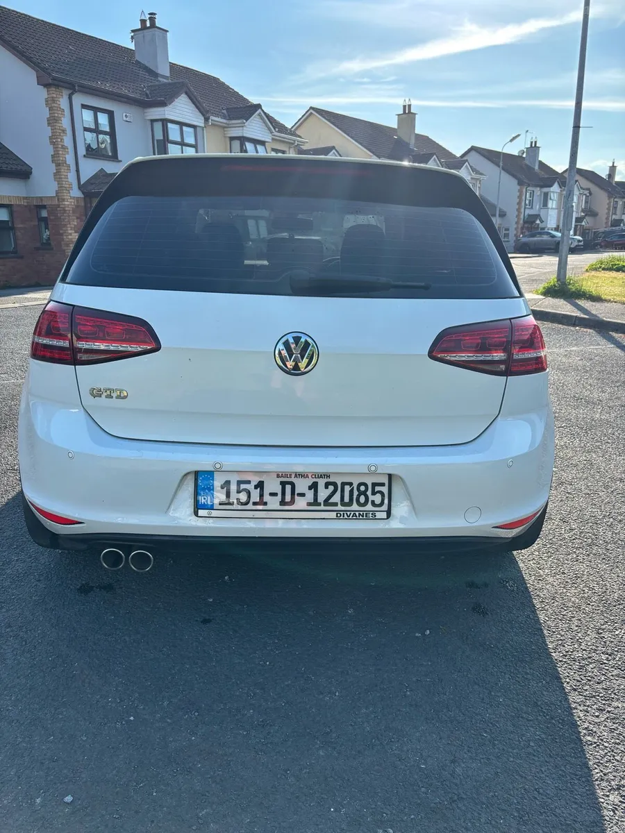 2015 Volkswagen Golf 2.0 GTD - Image 4