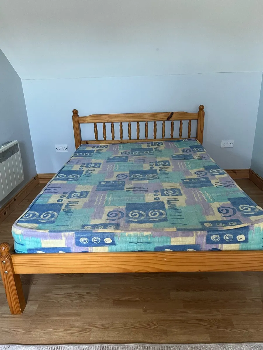 Bed - Image 1