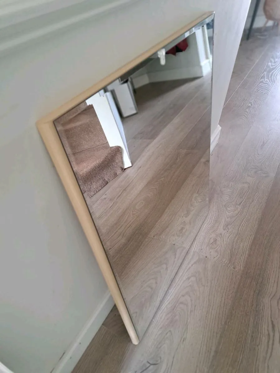 Mirror - Image 1