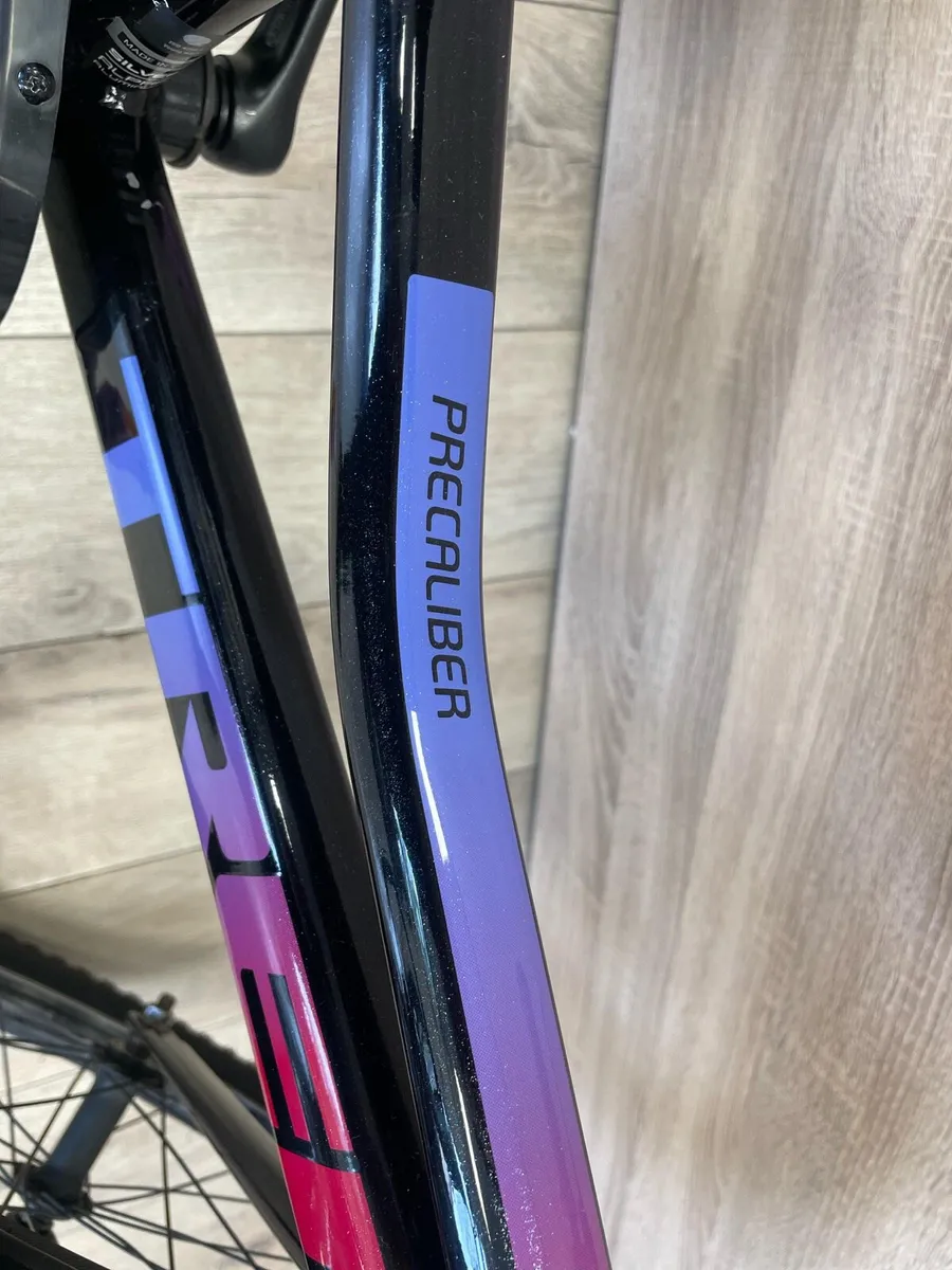 Trek precaliber mountain bike (like new) - Image 4