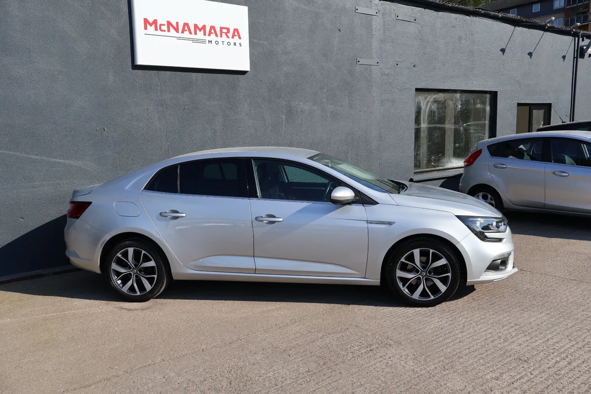 Renault Megane Grande Coupe Dynamique Low Km's - Image 2